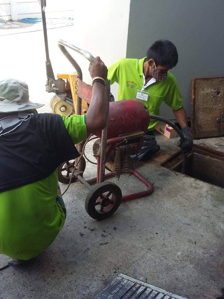 24 - https://ช่างบุญถึงแก้ท่อตัน.com | ช่างบุญถึง บริการแก้ไขท่อตันทุกชนิด ด้วยเครื่องมือทันสมัย ไม่ทุบ ไม่รื้อ ไม่ใช้สารเคมี รับประกันผลงาน 45 วัน บริการในเขตโคราช บุรีรัมย์ สุรินทร์